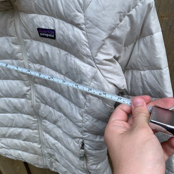 Patagonia Down Jacket Insulated Puffer Jacket - Picture 6 of 13